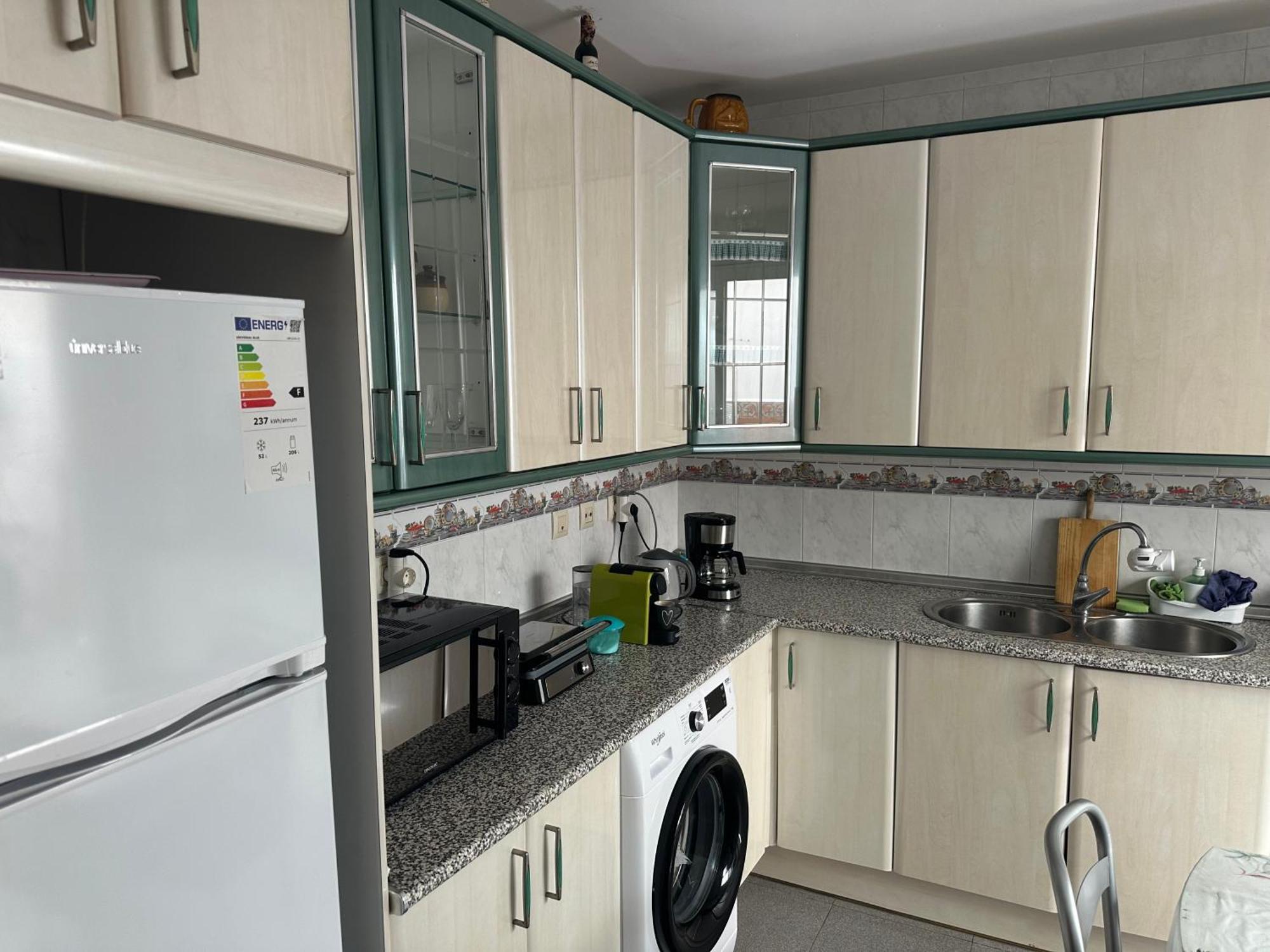 Almeria Centro Habitacion Privada En Apartamento Compartido Dış mekan fotoğraf