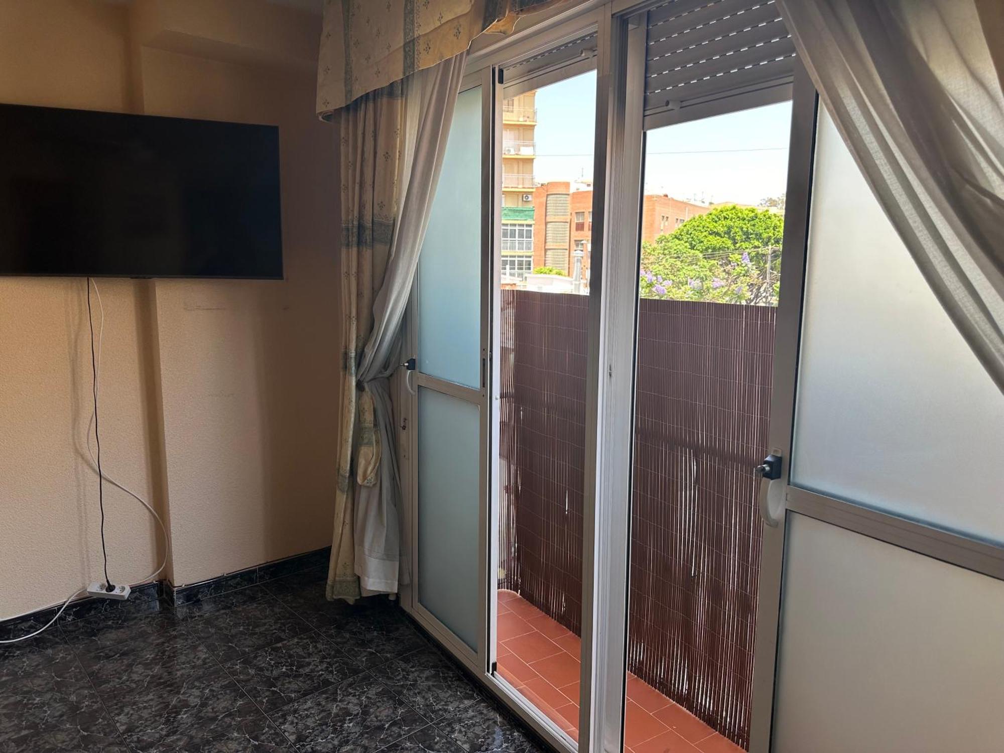 Almeria Centro Habitacion Privada En Apartamento Compartido Dış mekan fotoğraf
