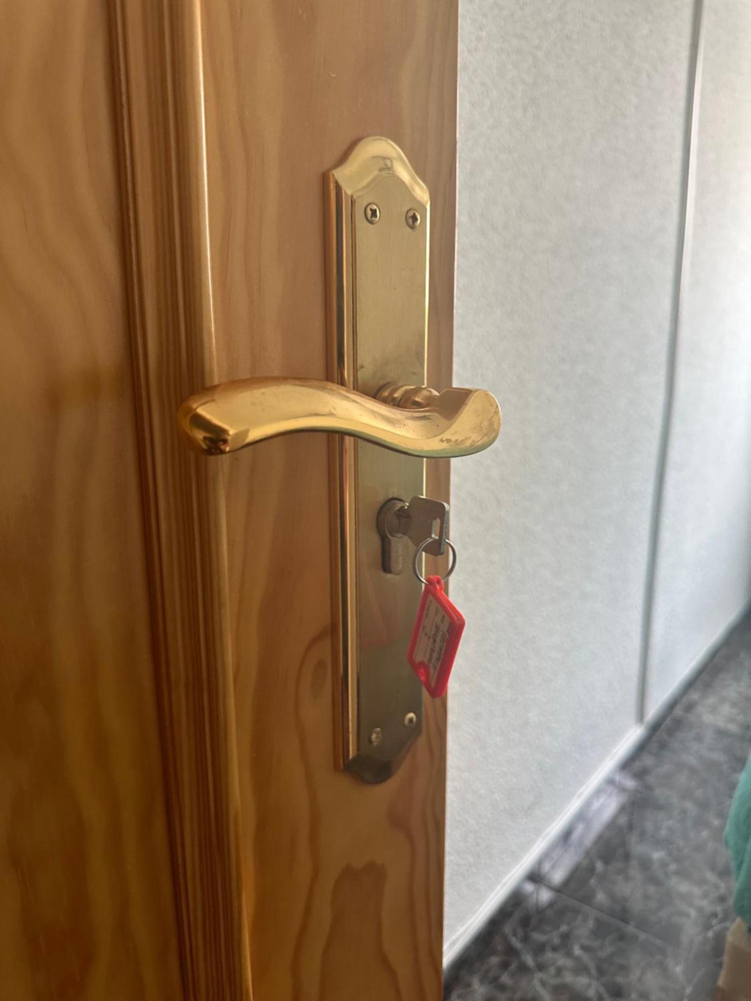 Almeria Centro Habitacion Privada En Apartamento Compartido Dış mekan fotoğraf